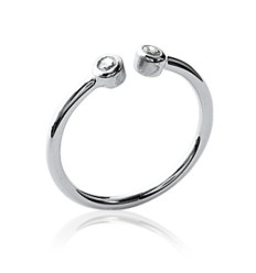 Bague argent massif 925 rhodié et oxyde de zirconium